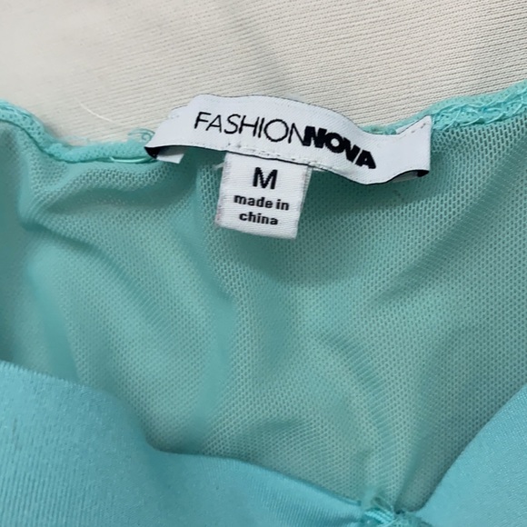 Fashion nova bodysuit size medium worn once! - Picture 4 of 11